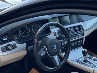 BMW 5 Series foto 5