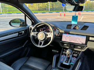 Porsche Cayenne foto 6