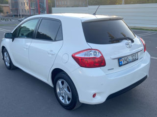 Toyota Auris foto 4