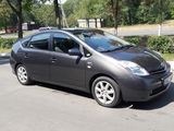 Toyota Prius foto 1