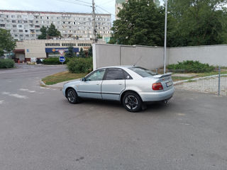 Audi A4 foto 3