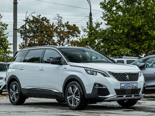 Peugeot 5008 foto 1