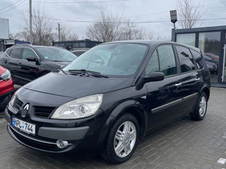 Renault Grand Scenic foto 3