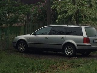 Volkswagen Passat foto 3