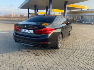 BMW 5 Series foto 4