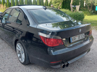 BMW 5 Series foto 5