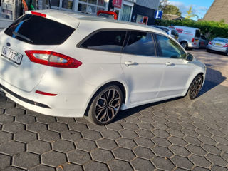 Ford Mondeo foto 7