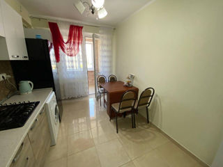 Apartament cu 1 cameră, 49 m², Buiucani, Chișinău foto 5