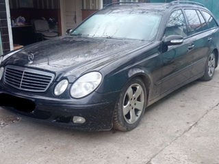 W211 e270 cdi la piese foto 1