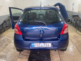 Toyota Yaris foto 3