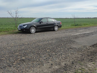 Mercedes E-Class foto 4