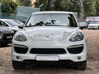 Porsche Cayenne foto 2