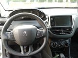 Peugeot 208 foto 5