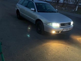 Audi A4 foto 8