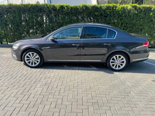 Volkswagen Passat foto 8