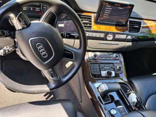 Audi A8 foto 7