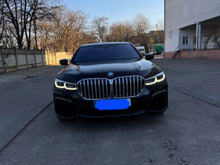 BMW 7 Series foto 2