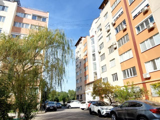 Apartament cu 3 camere, 92 m², Poșta Veche, Chișinău