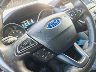 Ford Focus foto 9