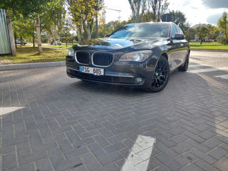 BMW 7 Series foto 2