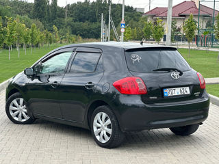 Toyota Auris foto 4