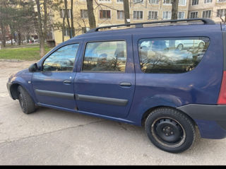 Dacia Logan foto 2