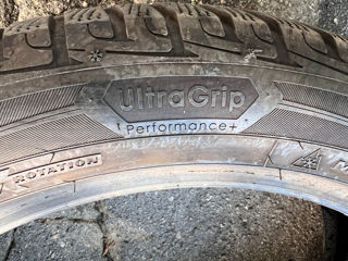 R19 235/50 GoodYear UltraGrip Performance foto 5