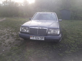 Mercedes Series (W124)