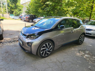 BMW i3 фото 1