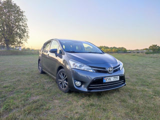 Toyota Verso foto 4