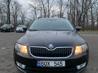 Skoda Octavia foto 2