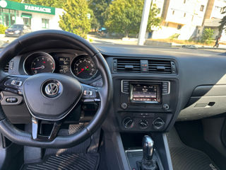 Volkswagen Jetta foto 9