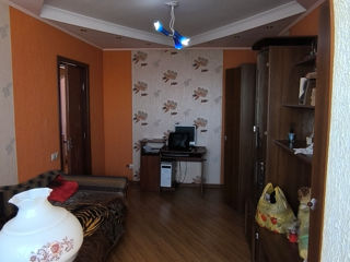 Apartament cu 3 camere, 75 m², Tineret, Ungheni foto 2