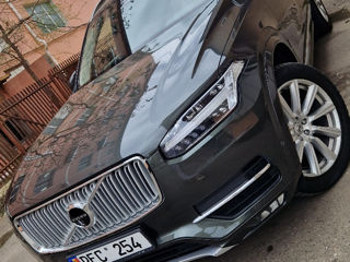 Volvo XC90 foto 2