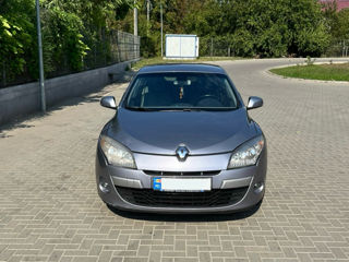 Renault Megane foto 1