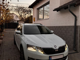 Skoda Octavia foto 3