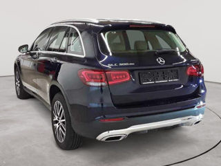 Mercedes GLC foto 2