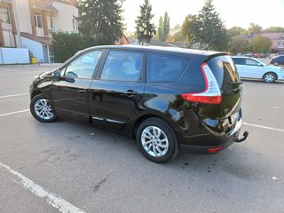 Renault Grand Scenic foto 4