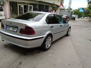 BMW 3 Series foto 2