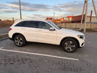 Mercedes GLC foto 4