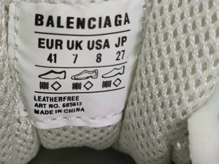 Balenciaga Defender foto 5