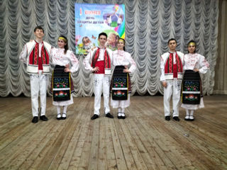 Costume naționale - moldovenești, bulgare, găgăuze, ucrainene și ale altor popoare!
