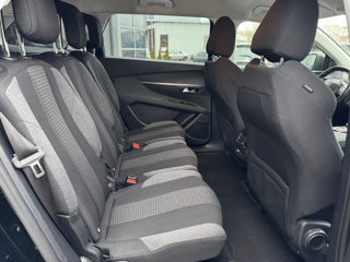 Peugeot 5008 foto 16