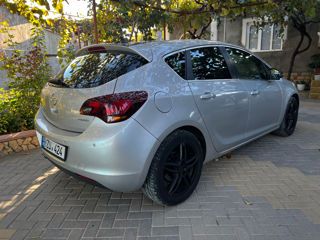 Opel Astra foto 2