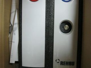 Rehau solect - комплект солнечных коллекторов (4 шт), насосная группа, автоматика foto 3