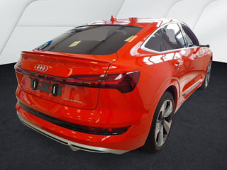 Audi E-tron Sportback foto 2