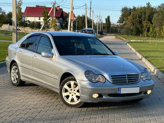 Mercedes C-Class