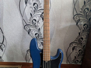 Fender PRECISION BASS (CUSTOM)