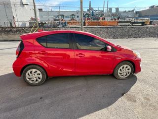 Toyota Prius c foto 6