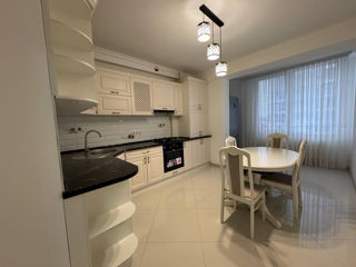 Apartament cu 2 camere, 85 m², Râșcani, Chișinău foto 3